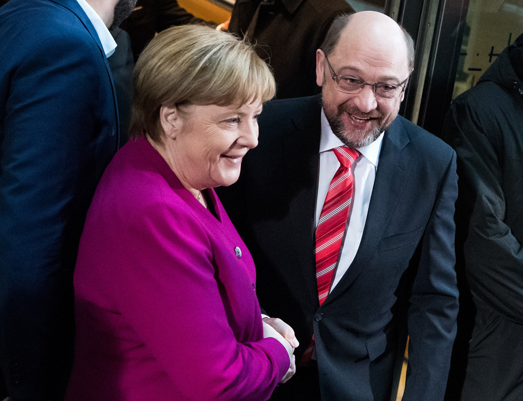 Bundeskanzlerin Angela Merkel und Martin Schulz (Bild: Bernd von Jutrczenka/AFP)
