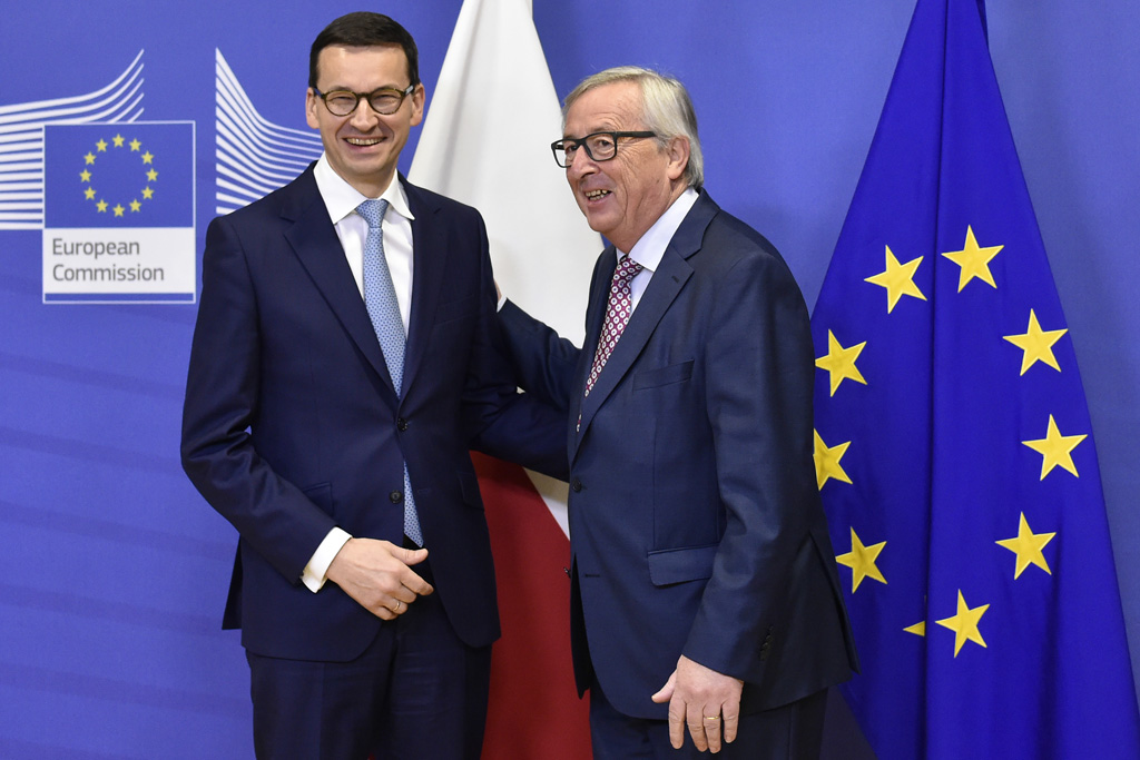 Mateusz Morawiecki mit Jean-Claude Juncker in Brüssel