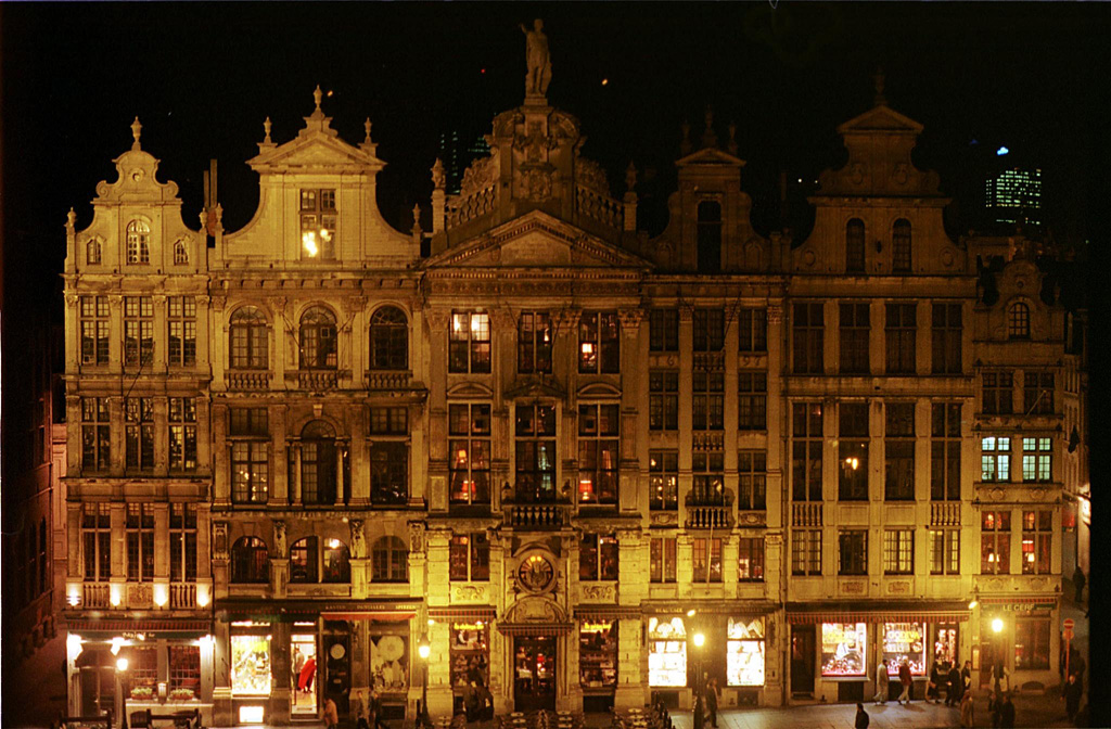 Die Chaloupe d'Or an der Brüsseler Grand Place (Bild: Jacques Collet/Belga)