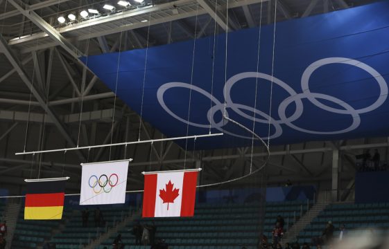 Gold für die "Olympischen Athleten aus Russland" im Eishockey (Bild: Han Yan/Xinhua/Belgaworld)