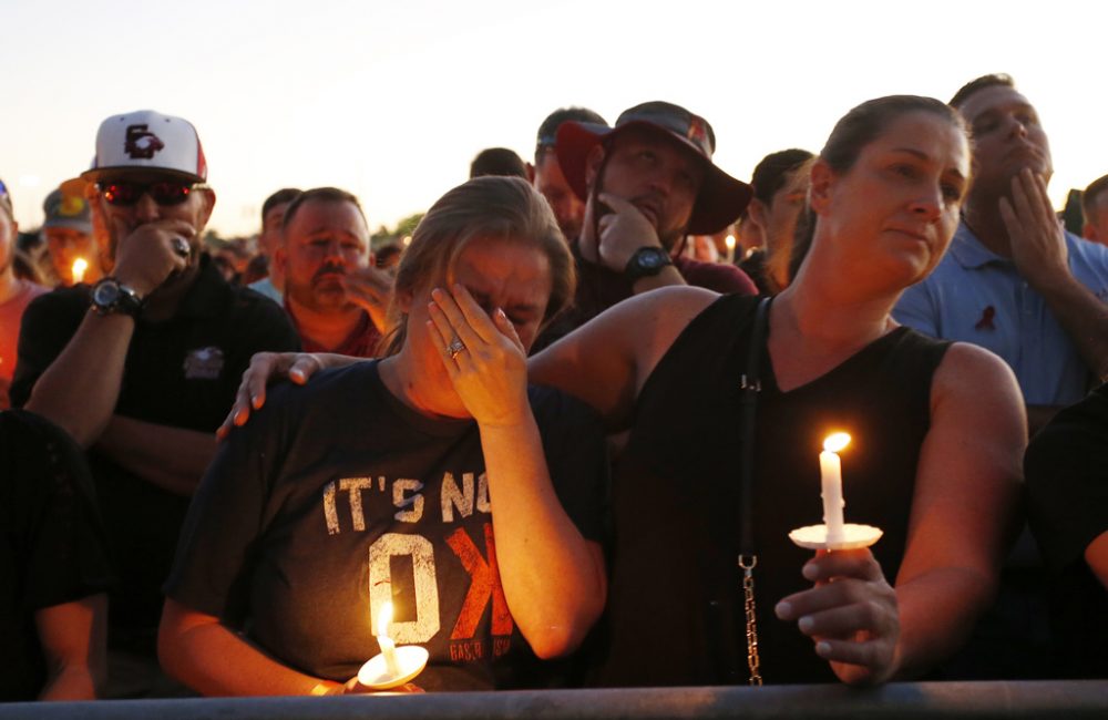 Trauer nach der Schießerei an einer Schule in Florida