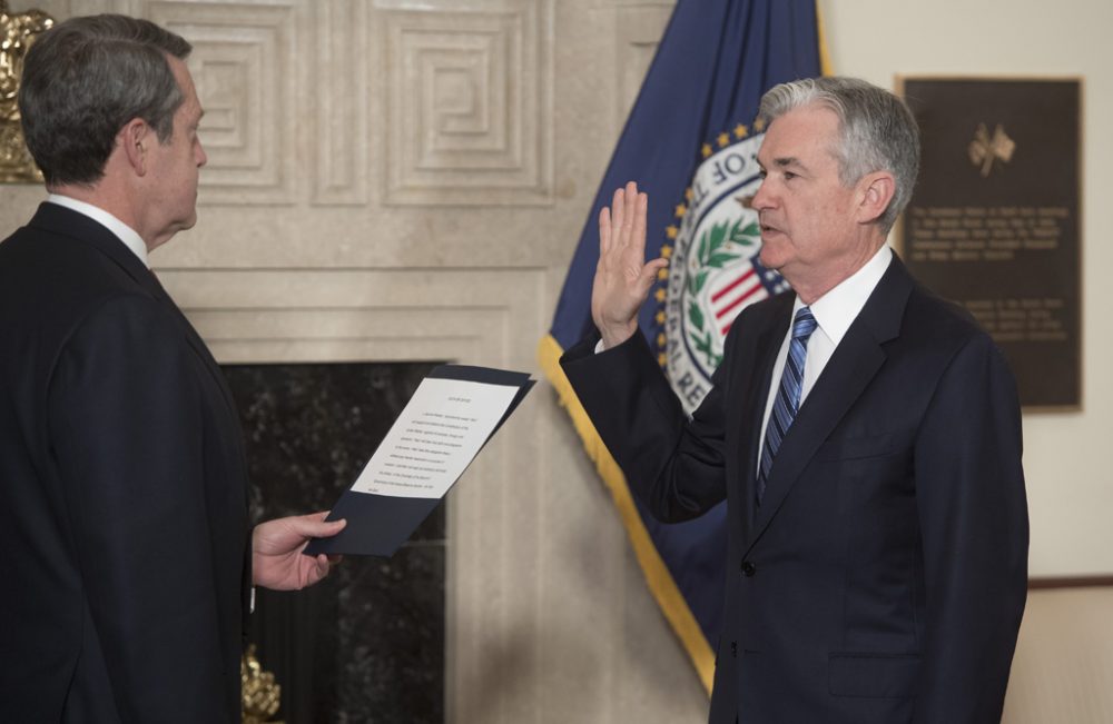 Jerome Powell (r.) ist neuer US-Notenbank Fed (Bild: Saul Loeb/AFP)