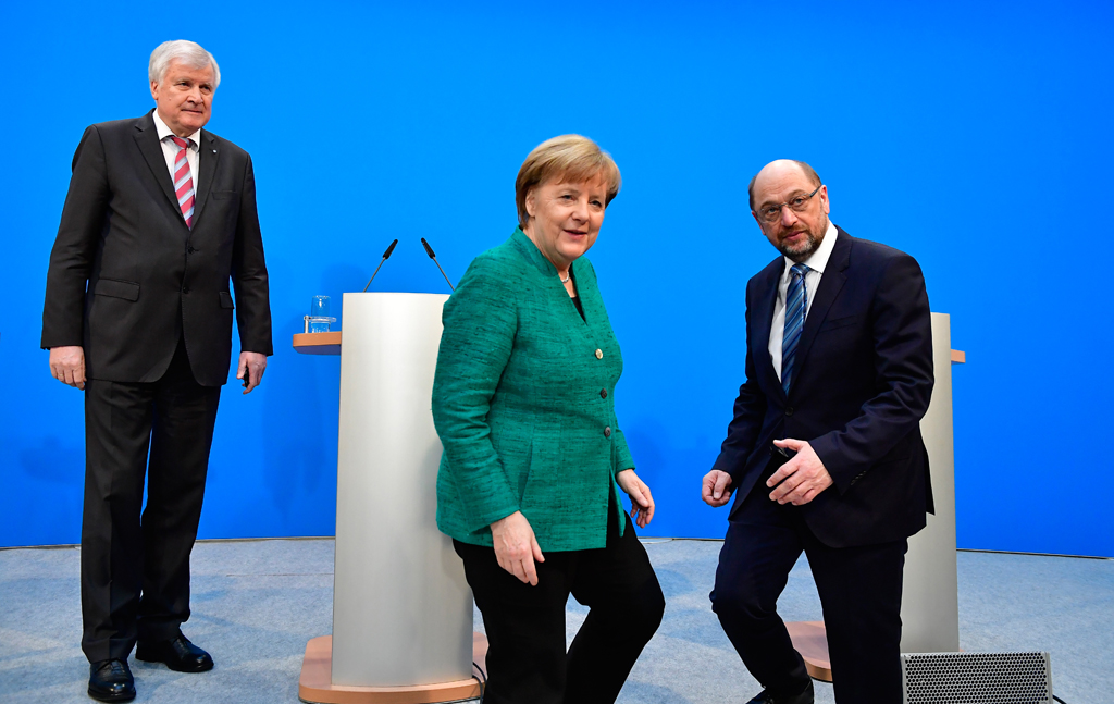 Die neue Große Koalition in Deutschland steh