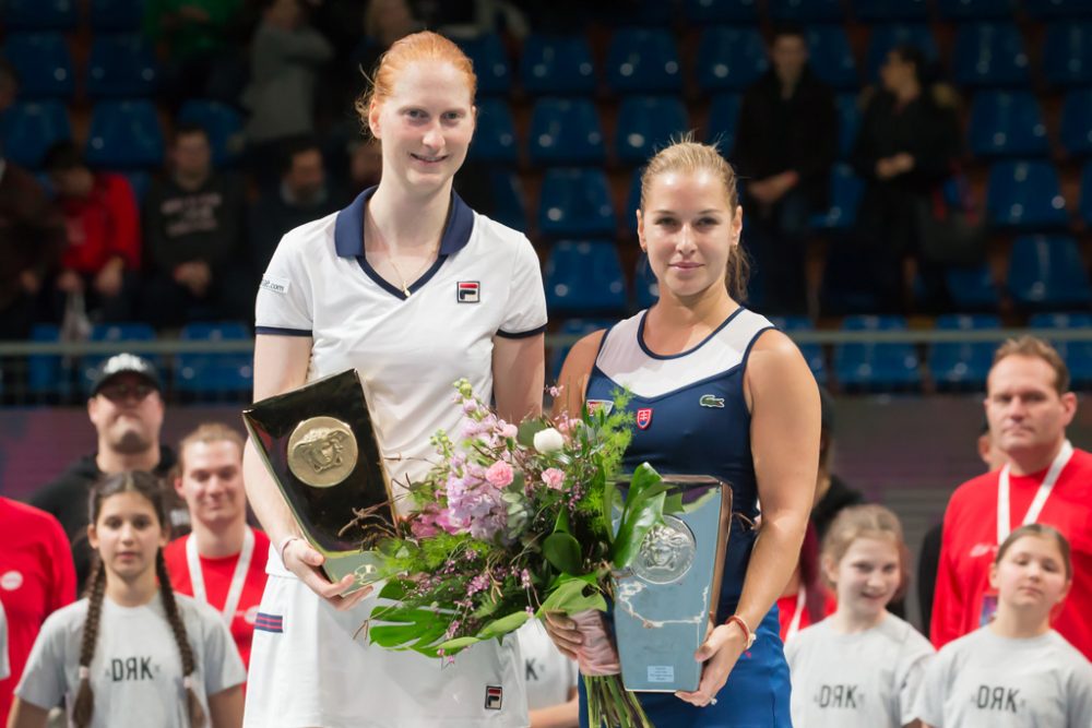 Alison Van Uytvanck (l.) gewinnt das Finale des WTA-Tennisturniers von Budapest