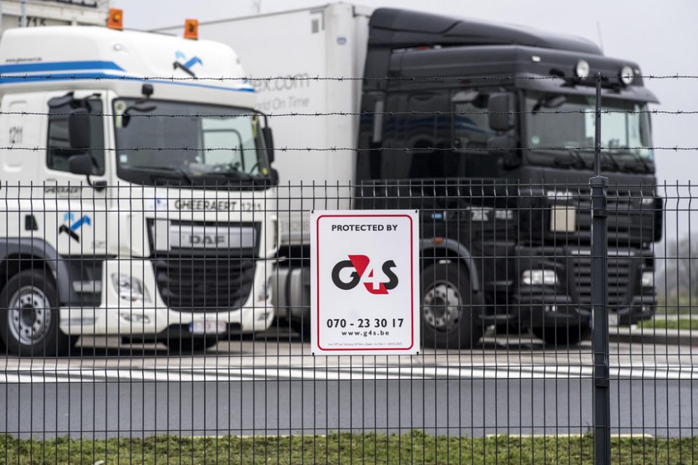 Bewachter LKW-Parkplatz an der E17 bei Laarne