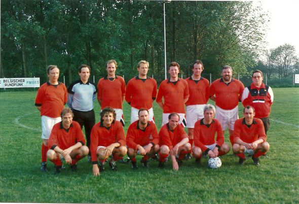 50 Jahre Hauseter Fußballverein: die Mannschaft 1979 (Bild: Jonny Deliège)