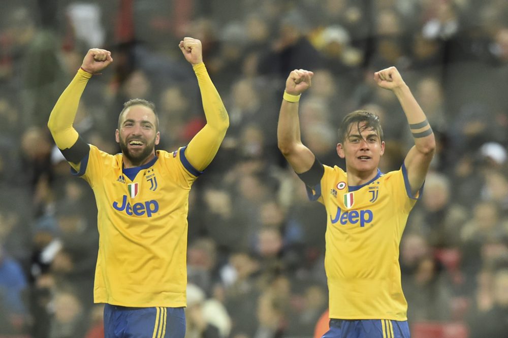 Gonzalo Higuain (l.) und Paulo Dybala