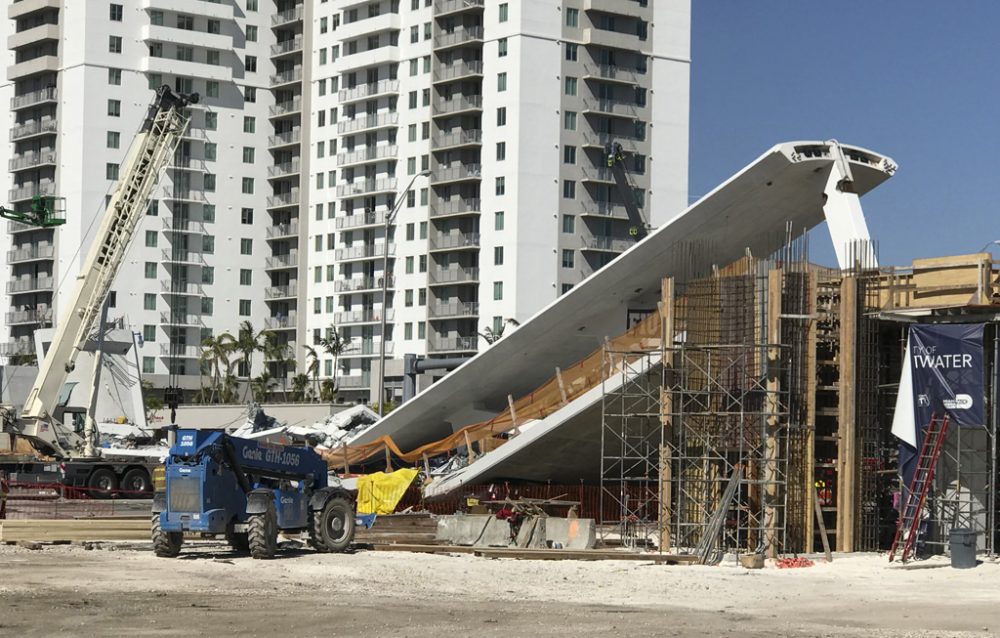 Eingestürzte Fußgängerbrücke in Miami