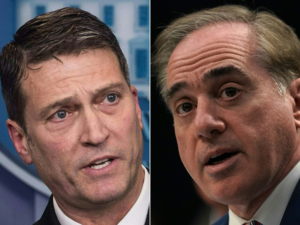 Veteranenminister David Shulkin (re.) wird von Ronny Jackson abgelöst