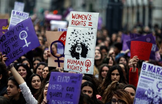 Frauen protestieren in Madrid