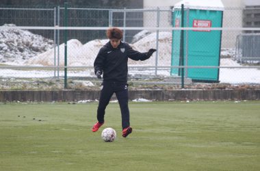 Yuta Toyokawa beim Training der AS Eupen (20.3.) - Bild: Christophe Ramjoie/BRF