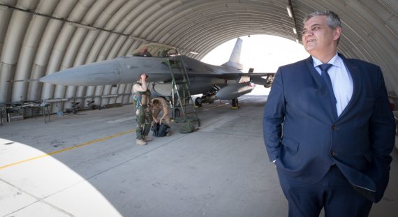 Verteidigungsminister Steven Vandeput (Bild: Benoit Doppagne/Belga)