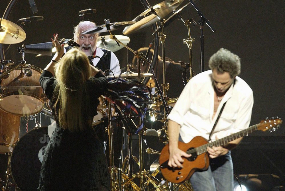 Fleetwood Mac: Stevie Nicks, Mick Fleetwood (Drums) und Lindsay Buckingham (r.)