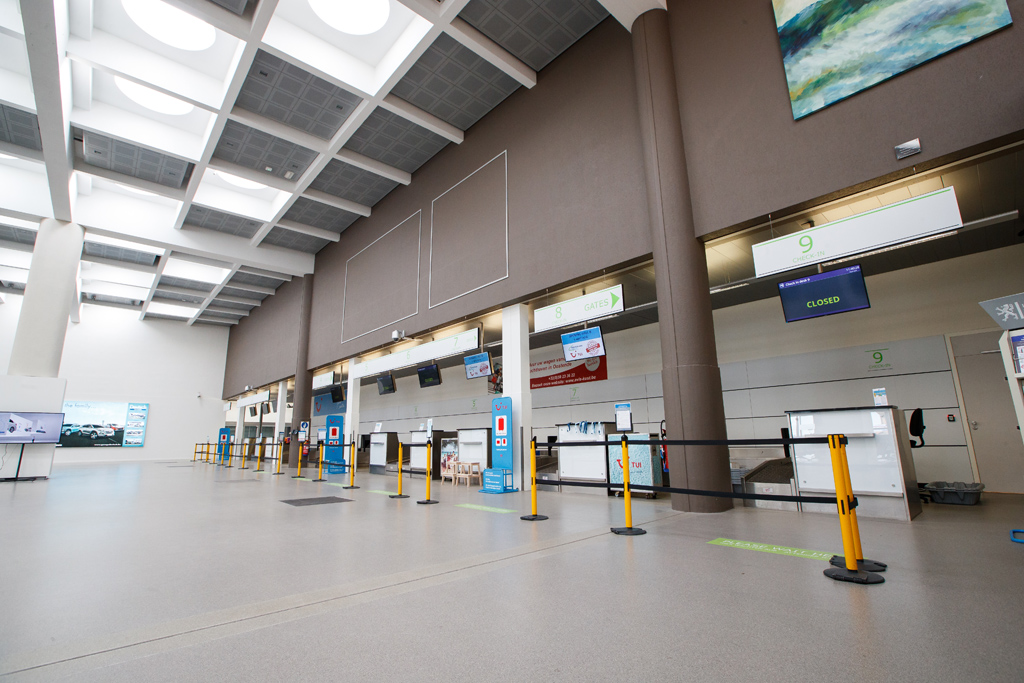 Neue Abflughalle am Flughafen von Ostende (Bild: Kurt Desplenter/Belga)