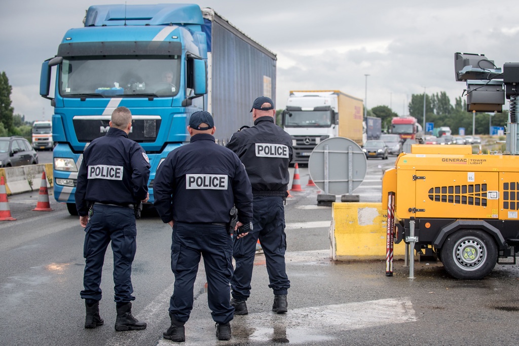 Grenzkontrolle an der belgisch-französischen Grenze (Bild: Luc Claessen/Belga)