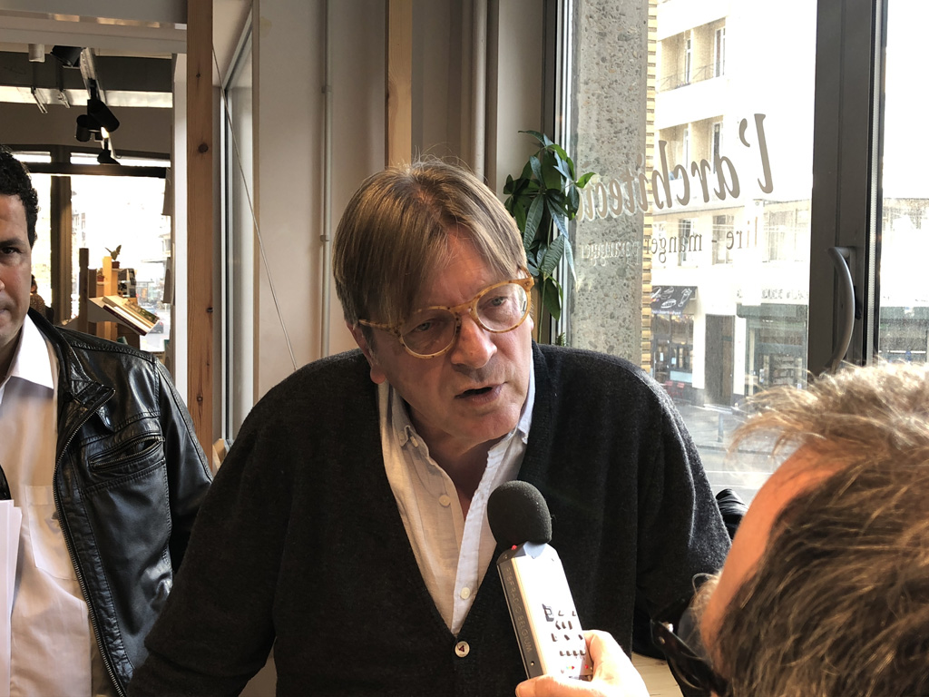 Guy Verhofstadt am 7.4.2018 bei der Auftaktveranstaltung zu Emmanuel Macrons "Marsch für Europa" in Brüssel
