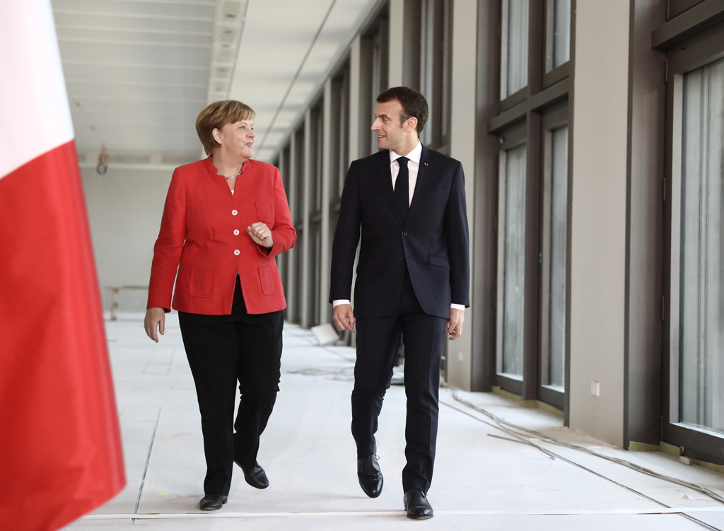 Angela Merkel und Emmanuel Macron bei einem Treffen in Berlin im April 2018 (Archivbild: Kay Nietfeld/DPA/Belga)