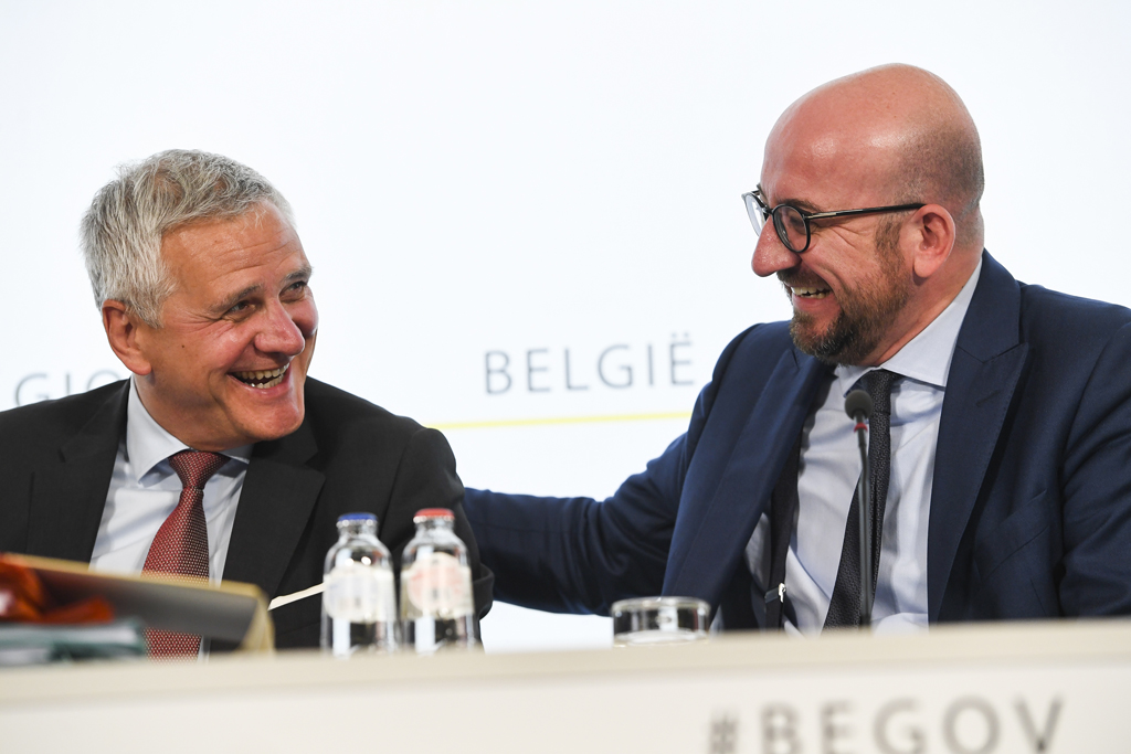 Vizepremier Kris Peeters und Premierminister Charles Michel am Freitag in Brüssel (Bild: Laurie Dieffembacq/Belga)