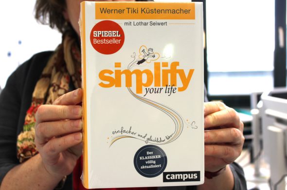 Werner Küstenmacher: "Simplify your life" (Bild: Melanie Ganser/BRF)
