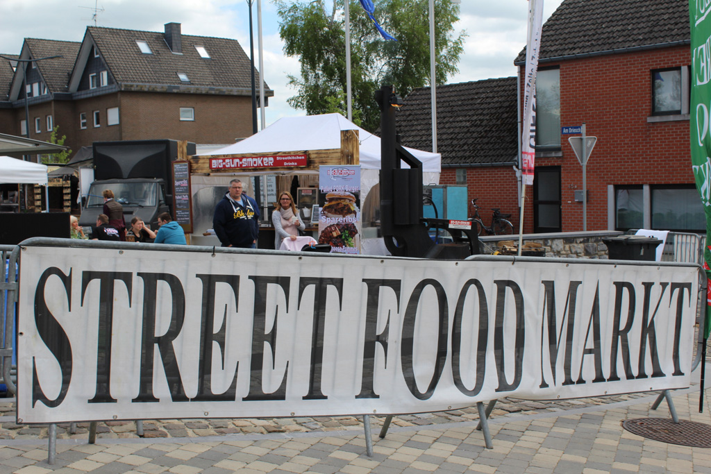 Street-Food-Markt in Raeren (Bild: Chantal Delhez/BRF)