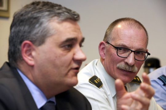 Verteidigungsminister Vandeput und Armeechef Compernol