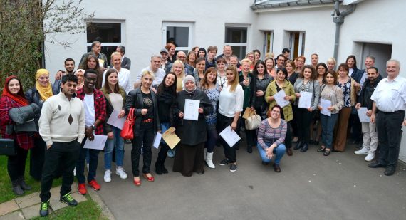 Zertifikatverleihung: 82 Personen bestanden in Eupen Sprachtests