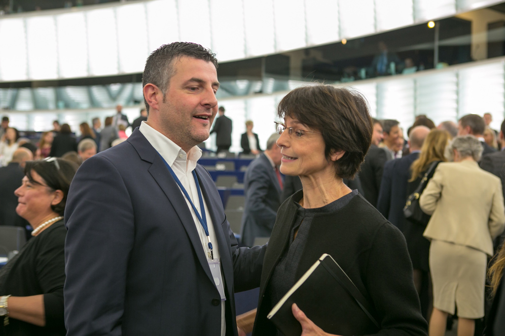 Pascal Arimont im Gespräch mit der belgischen EU-Kommissarin Marianne Thyssen (Bild: Büro Arimont)