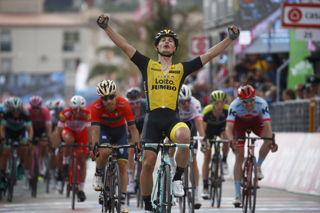 Enrico Battaglin gewinnt die fünfte Etappe des Giro d'Italia