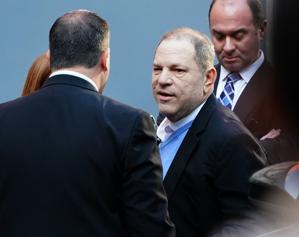 Harvey Weinstein stellt sich am 25.5.2018 den Behörden in New York