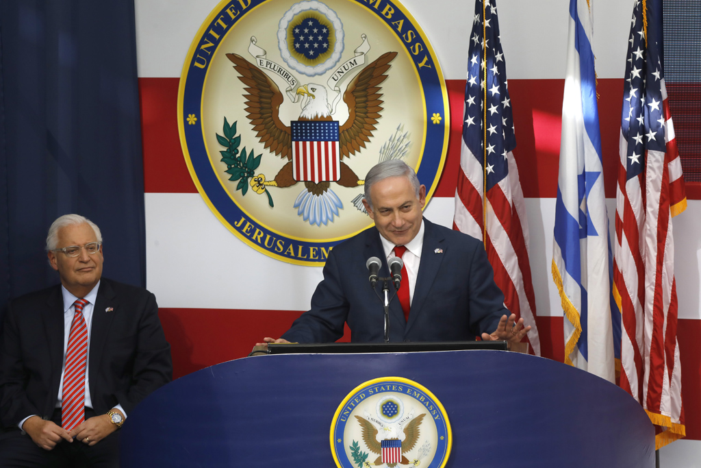 Botschafter David Friedman und Israels Premier Benjamin Netanjahu (Bild: Menahem Kahana/AFP
