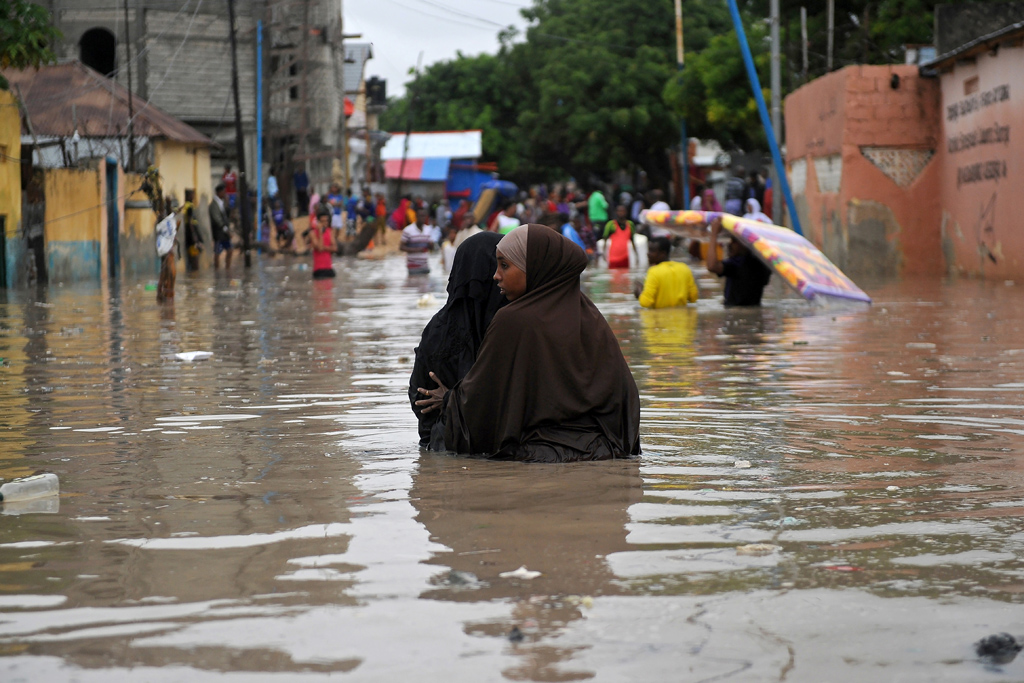 Überschwemmte Straßen in Mogadischu (Bild: Mohamed Abdiwahab/AFP)