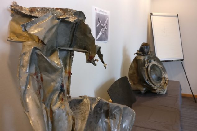 Bruchstücke des in der Nordsee entdeckten amerianischen B-17-Bombers