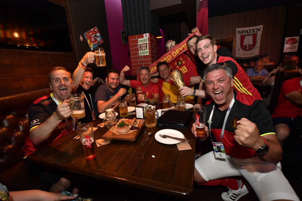 Belgische Fans am 17.6.2018 in Sotschi (Bild: Dirk Waem/BELGA)