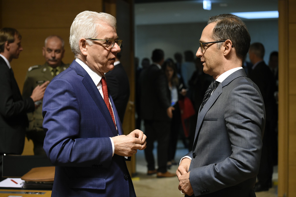 Der polnische Verteidigungsminister Mariusz Blaszczak und der deutsche Außenminister Heiko Maas am 25.6.2018 in Luxemburg