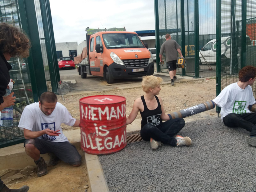 Protestaktion gegen neues geschlossenes Flüchtlingszentrum in Zaventem