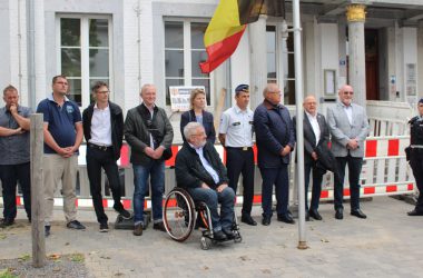 Eupener Polizei gedenkt der Opfer des Anschlags von Lüttich (Bild: Katrin Margraff/BRF)