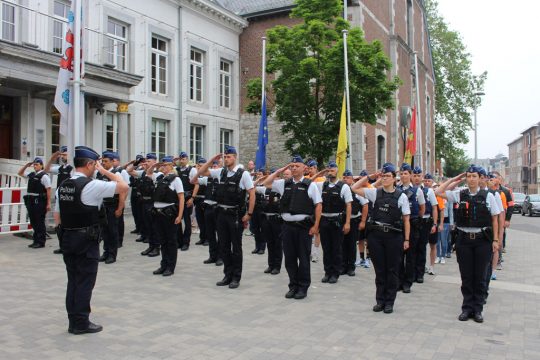 Eupener Polizei gedenkt der Opfer des Anschlags von Lüttich (Bild: Katrin Margraff/BRF)