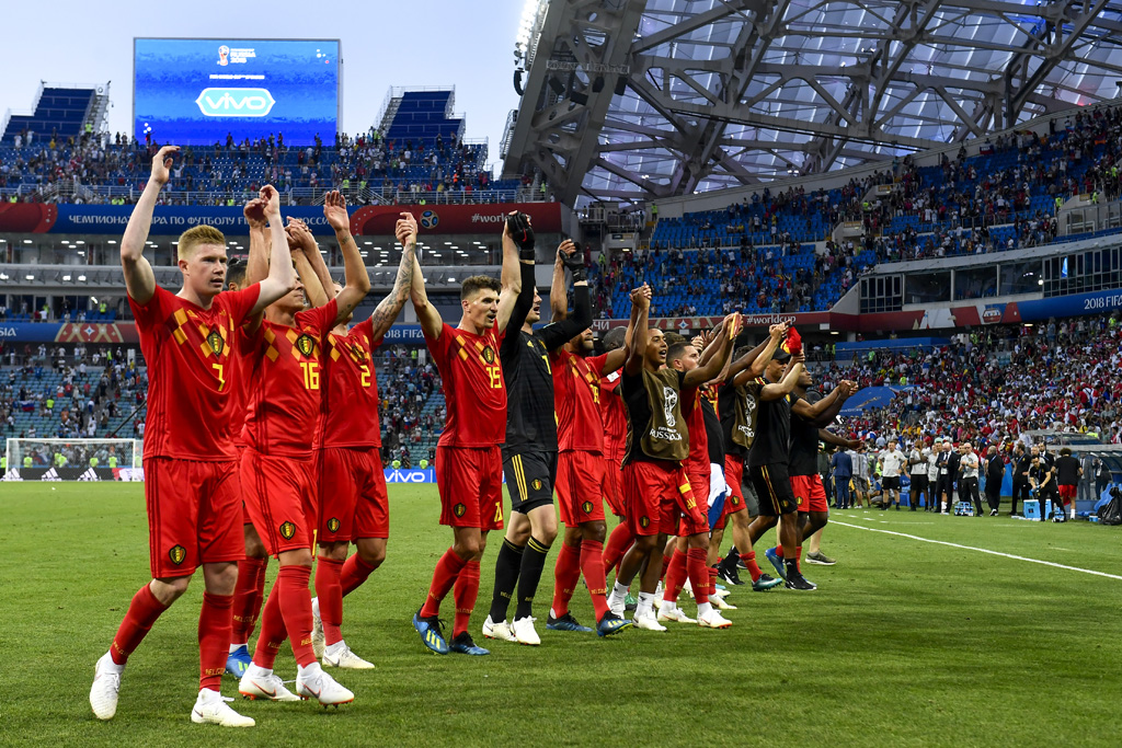 3:0 gegen Panama - die Roten Teufel feiern mit den Fans (Bild: Dirk Waem/Belga)