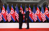 Donald Trump (r.) und Kim Jong Un (Bild: Saul Loeb/AFP)