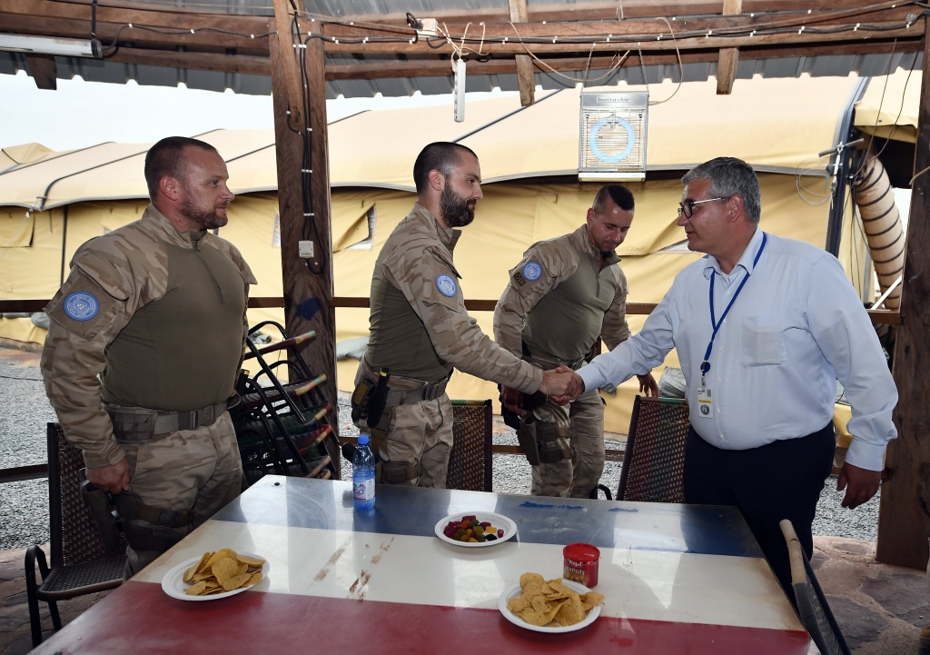 Vandeput besucht belgische Militärs in Mali