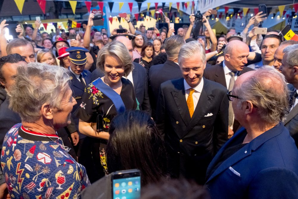 König Philippe und Königen Mathilde beim Bal national