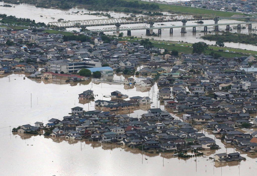 Übrschwemmungen nach Unwettern in Japan
