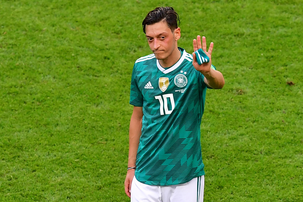 Mesut Özil nach dem Ausscheiden der deutschen Nationalmannschaft bei der Fußball-WM