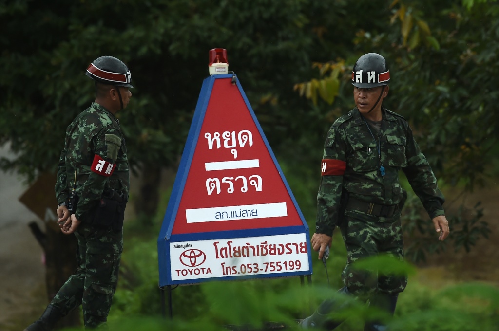 Rettungsaktion in Thailand fortgesetzt (Bild vom 10. Juli)