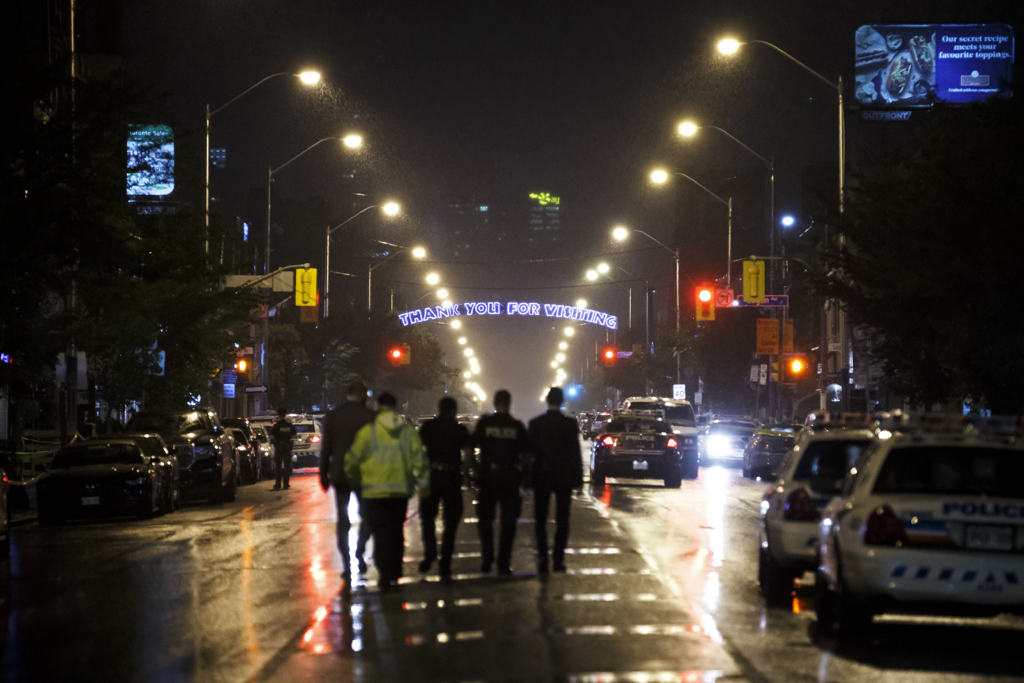 Toronto: Mindestens neun Verletzte durch Schüsse und mehrere Todesopfer