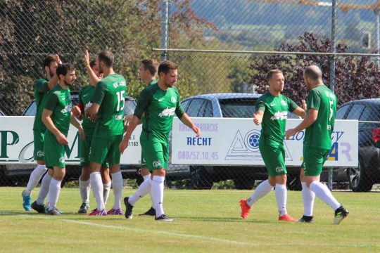 KFC Grün-Weiß Amel gegen KFC Weywertz