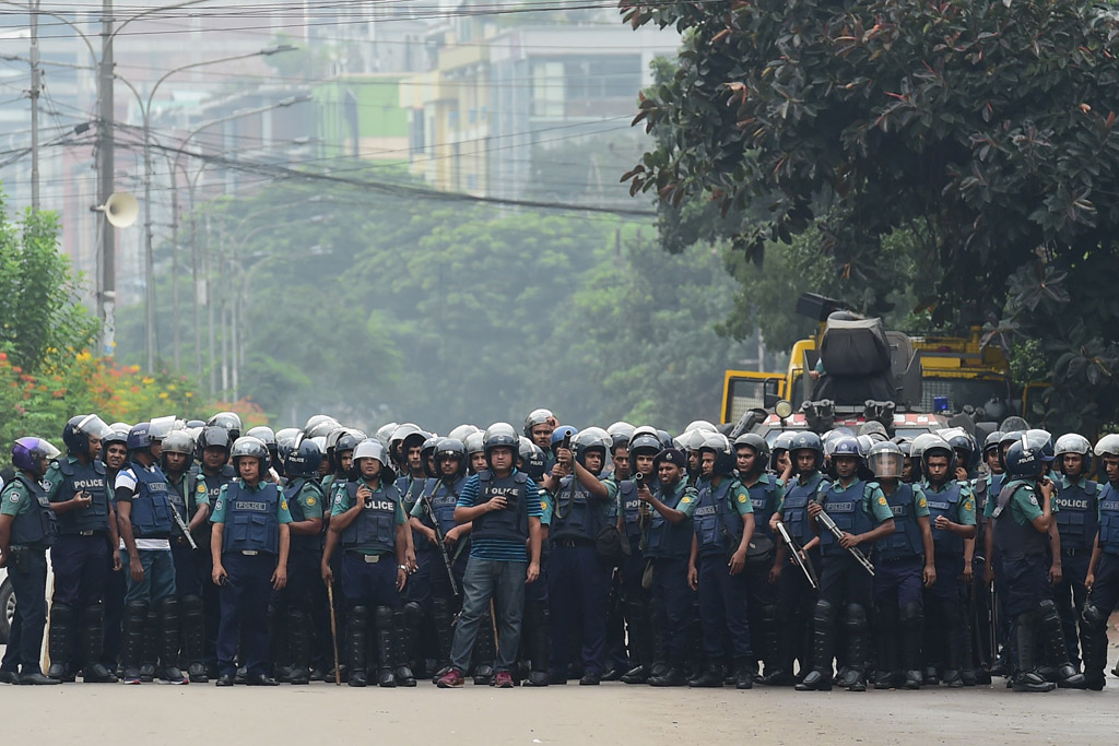 Polizeiaufgebot beim Studentenprotest in Dhaka