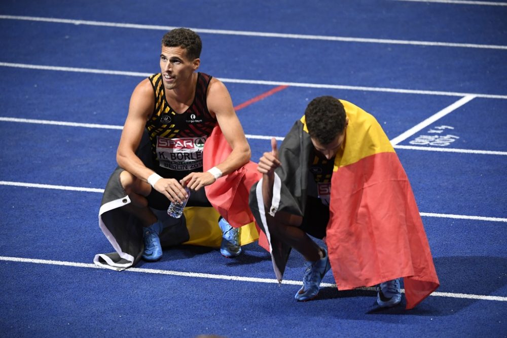 Können es selbst noch nicht so wirklich glauben: Kevin und Jonathan Borlée gewinnen Silber und Bronze (Bild: Jasper Jacobs/Belga)