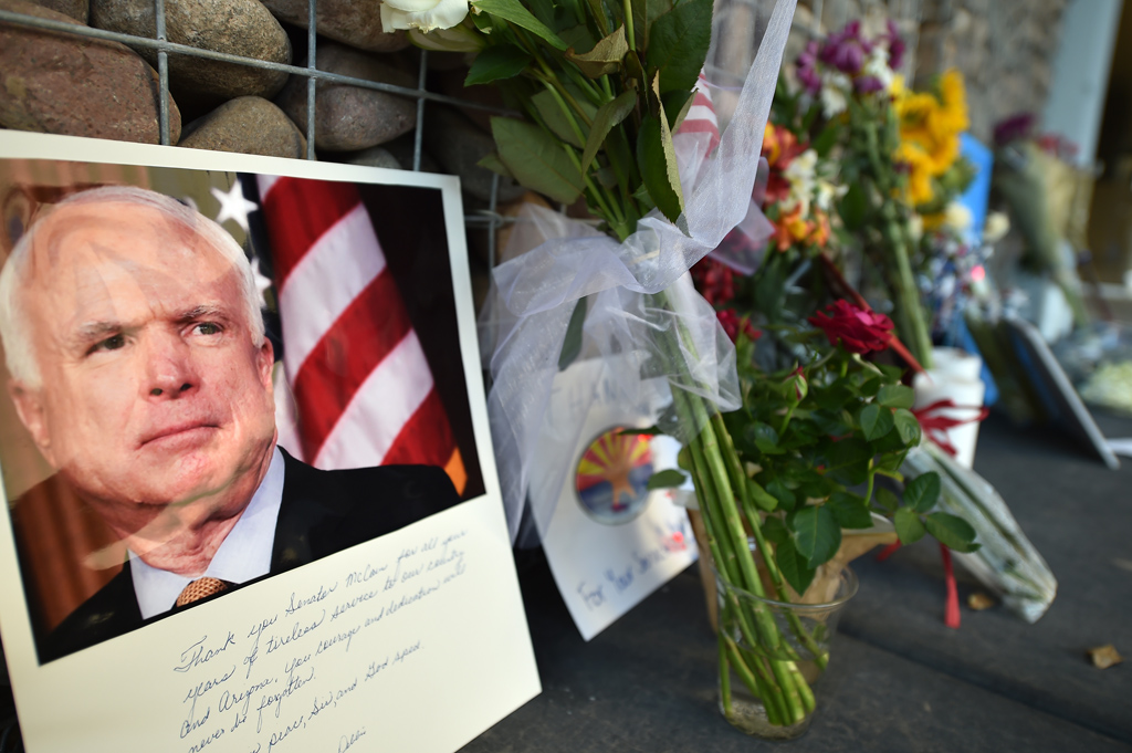 Denkmal für John McCain am 26.8.2018 in Phoenix, Arizona