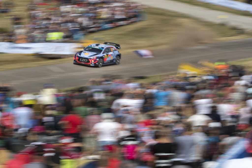 Thierry Neuville - Rallye Deutschland - Panzerplatte